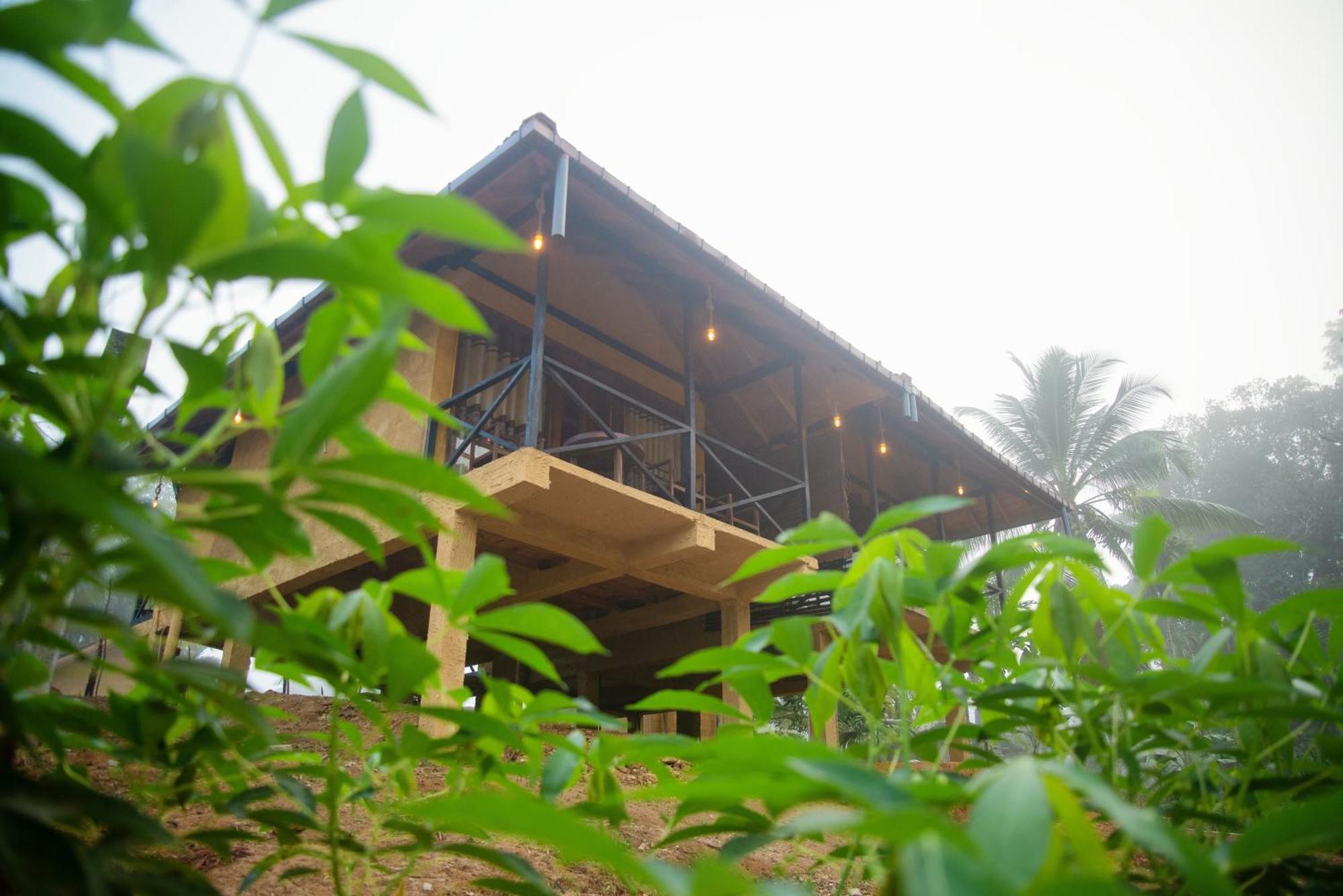 Sinharaja Riverside Deniyaya Buitenkant foto