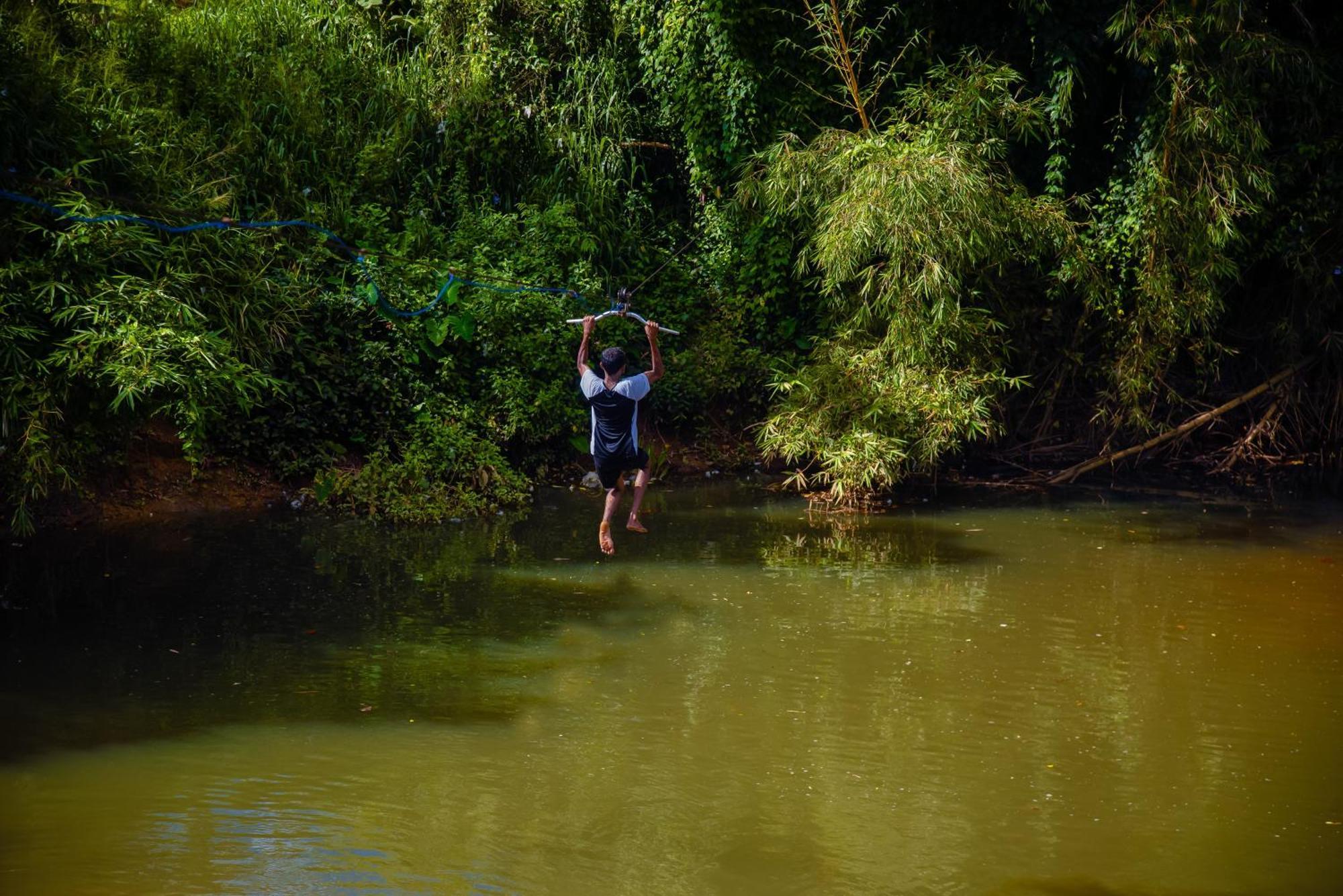 Sinharaja Riverside Deniyaya Buitenkant foto